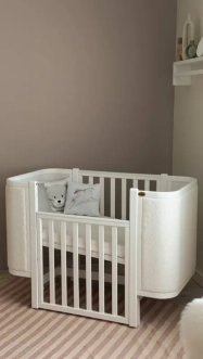 Кроватка детская Angelo Luna в обшивке Тедди с маятником 120×60 см Мокко - Фото 4