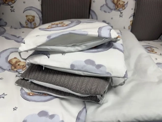 Комплект постельный Ведмедик Медвежонок на луне 6 предметов, косичка пике Бело-серый - Фото 2