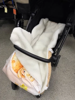 Конверт зимний для новорожденных Mexs Медвежонок, овчина Молочный - Фото 3