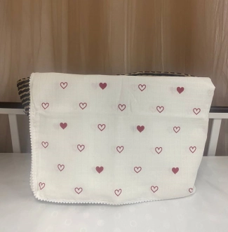 Плед M&Ababy Сердечки 80×100 см, муслин Белый - Фото 2