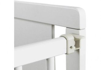 Откидная боковина в кроватке