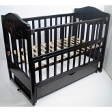 детская кроватка с маятником