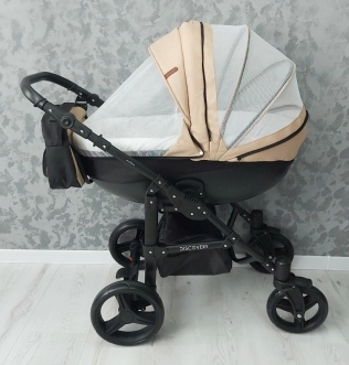 коляска с москитной сеткой