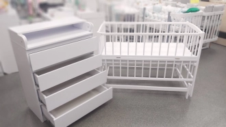 Комплект мебели Babymax Magia Кроватка без ящика, с матрасом и Комод-80 Белый - Фото 1