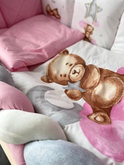 Комплект постельный Ведмедик Друг медвежонок 6 предметов, косичка-стеганый Розовый - Фото 3