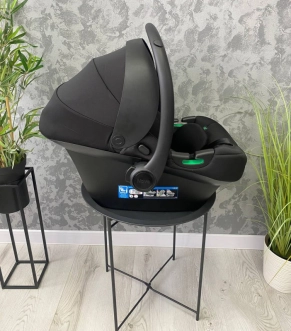Carrello Nova автокрісло
